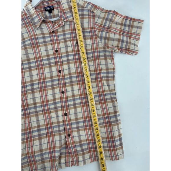Patagonia Button Down Shirt Mens Medium Beige Red Plaid Short Sleeve 100% Cotton - Picture 15 of 16